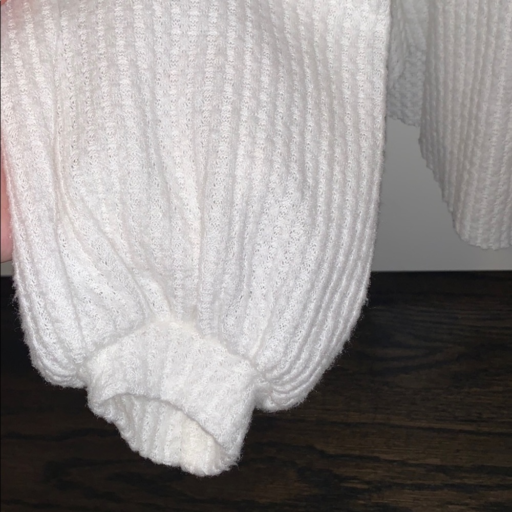 Urban Outfitters Long White Button Up Sweater - Picture 3 of 3
